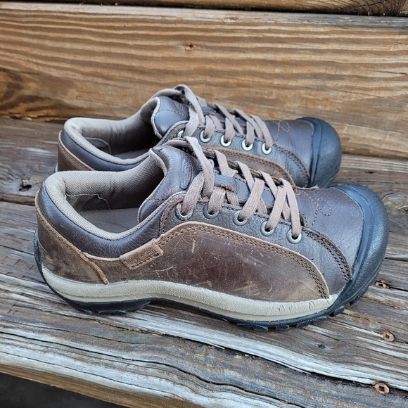 Keen Briggs Leather Hiking Shoes - Picture 5 of 8